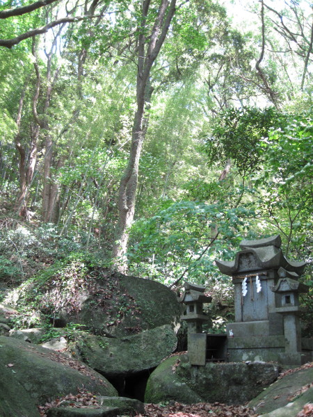 ishiana3_1.jpg